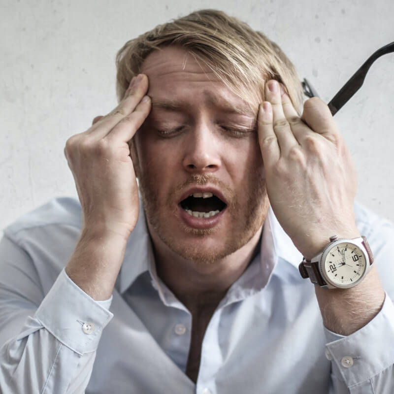 What is the difference between a migraine and a headache?