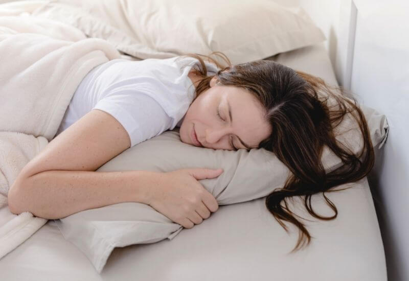 Get enough sleep for a healthier brain